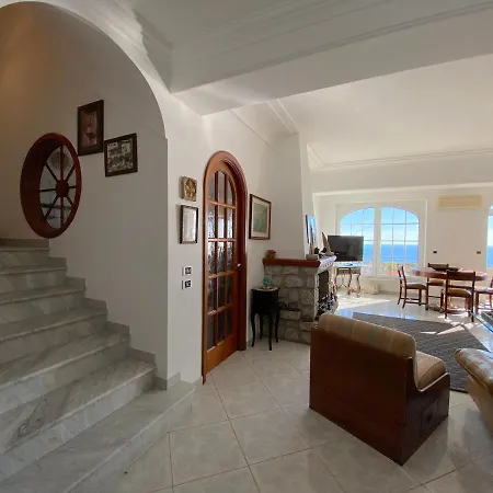 בית נופש Casa Fiore קאפרי